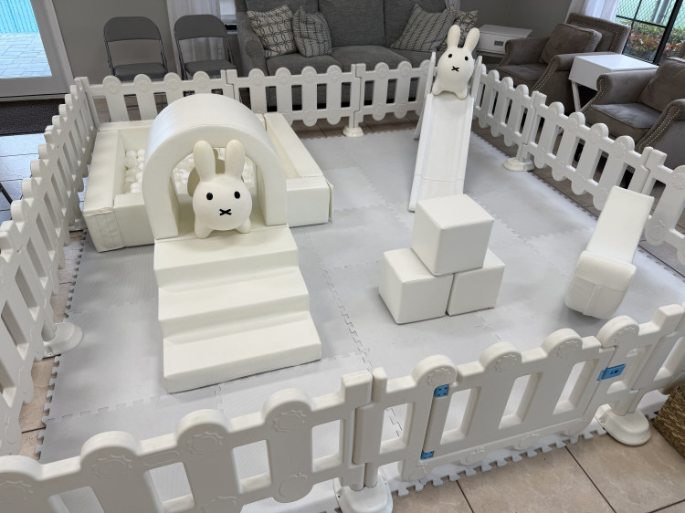 White Package 10x10