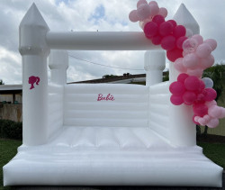 White Bounce House 13x13